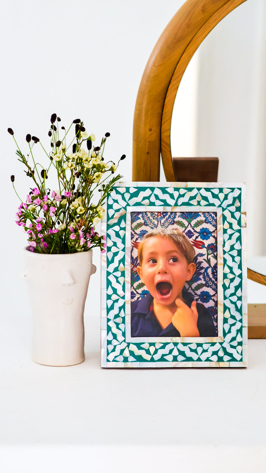Photo Frame, Mother of Pearl Inlay, Kranji, Aqua