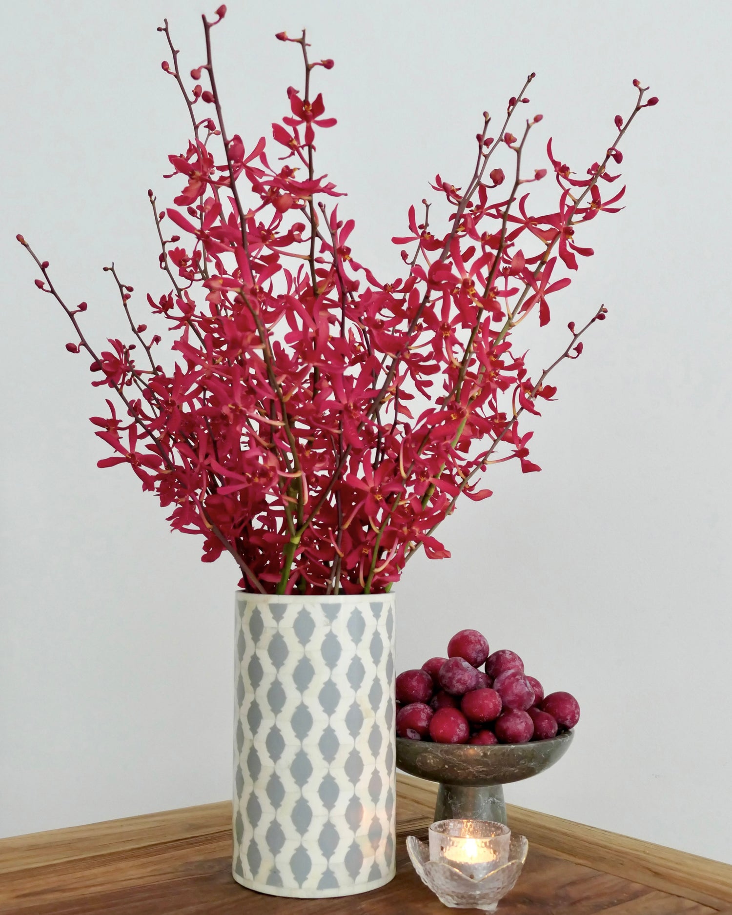 Bone inlay flower vase