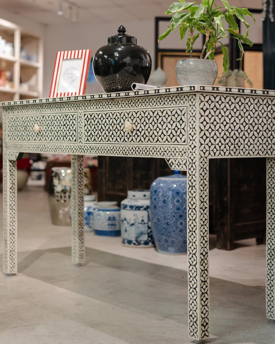 BONE INLAY CONSOLE KATONG