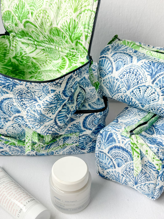 Cosmetics Bag, Shell, Blue