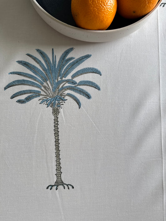 Blue tropical
Table cloth 