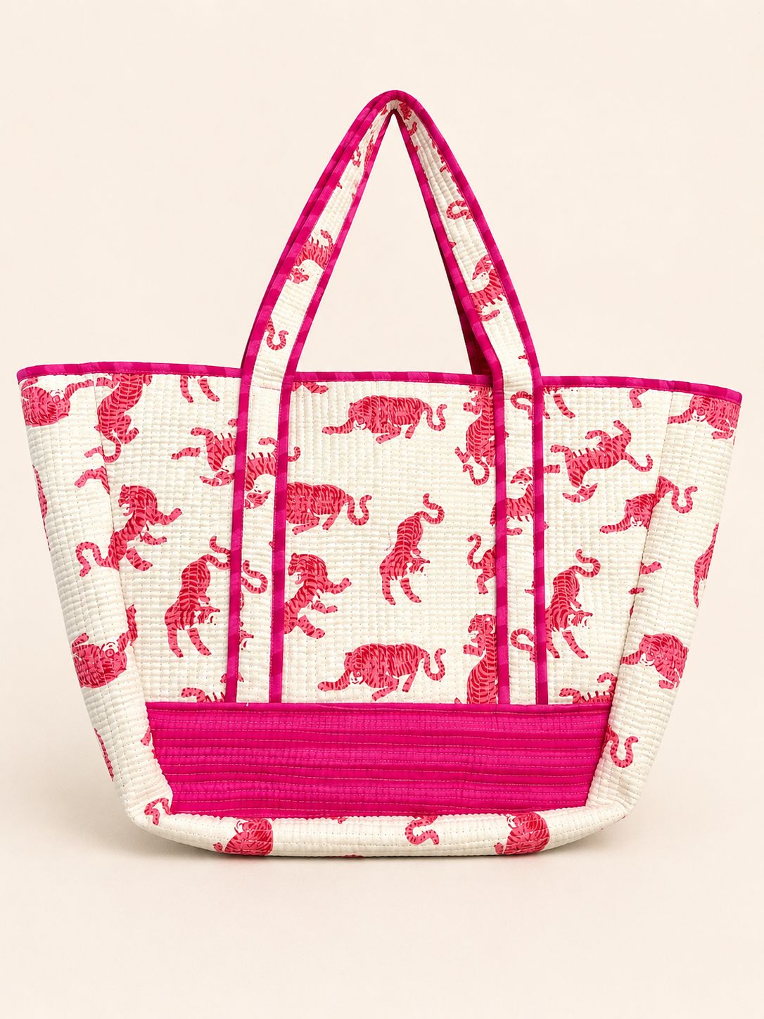 quilted tote bag with tiger design